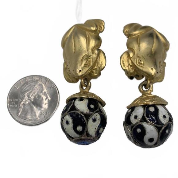 Rare Glenn Miller for Anne Turk Tree Frog Yin-Yang Cloisonné Dangle Earrings